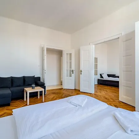 Avantguard Apartments Prague Exterior photo